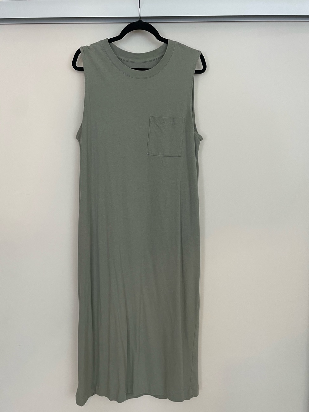 Everlane Sleeveless Cotton Midi Dress in Sage